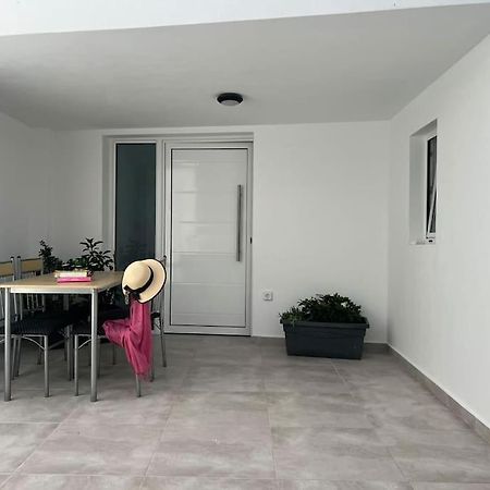 Villa Family Emporio  Экстерьер фото
