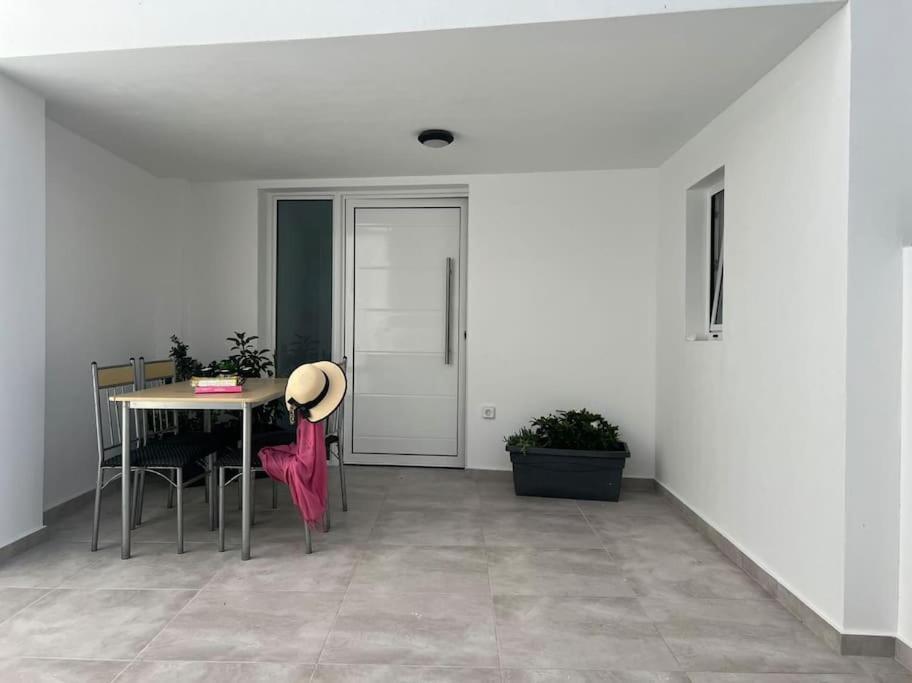 Villa Family Emporio  Экстерьер фото